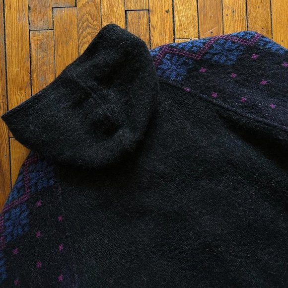 Vintage 80s Alafoss of Iceland Men Black Blue Purple 100% Wool Hooded Coat. - Picture 7 of 7